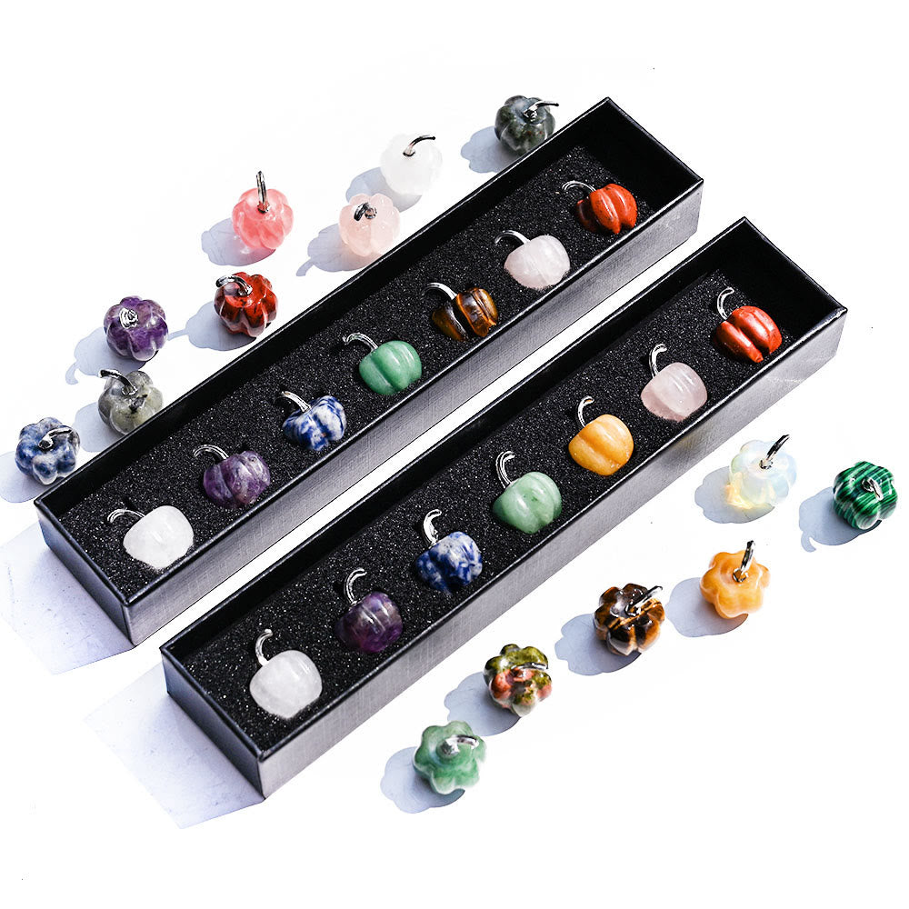 Olivenorma 2 cm Décoration en pierre précieuse sculptée en forme de citrouille en cristal naturel