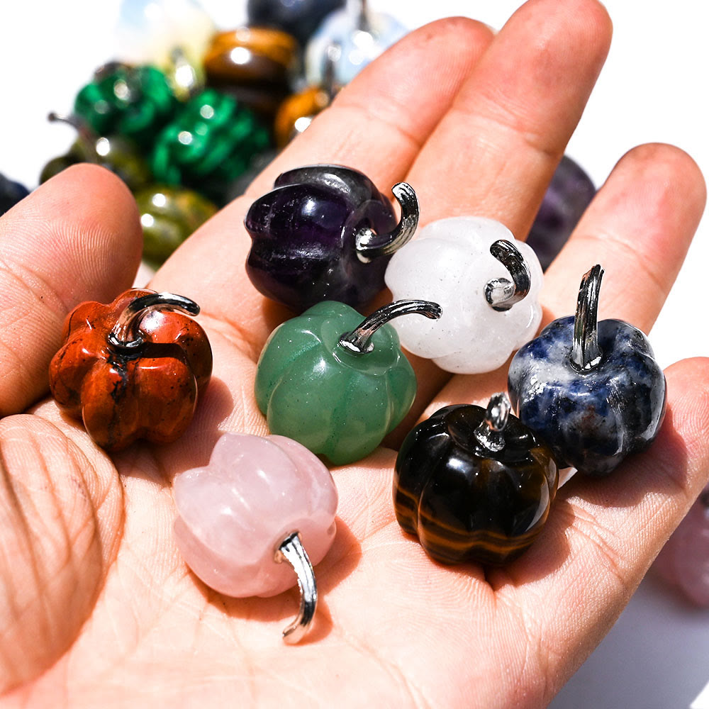 Olivenorma 2 cm Décoration en pierre précieuse sculptée en forme de citrouille en cristal naturel