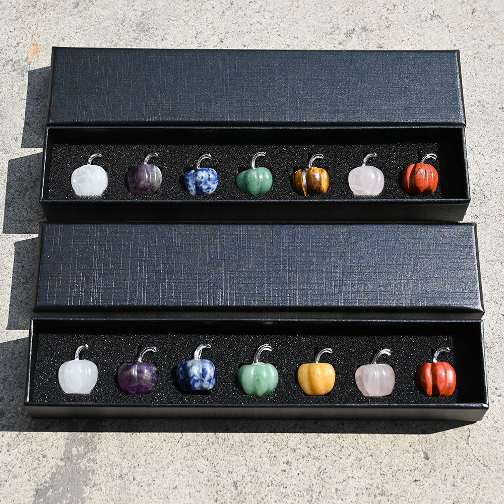 Olivenorma 2 cm Décoration en pierre précieuse sculptée en forme de citrouille en cristal naturel