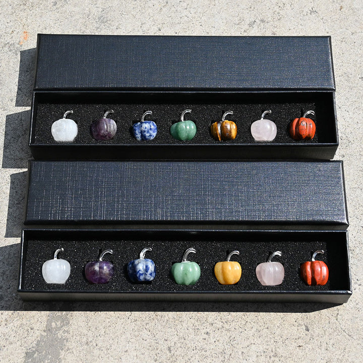 Olivenorma 2 cm Décoration en pierre précieuse sculptée en forme de citrouille en cristal naturel