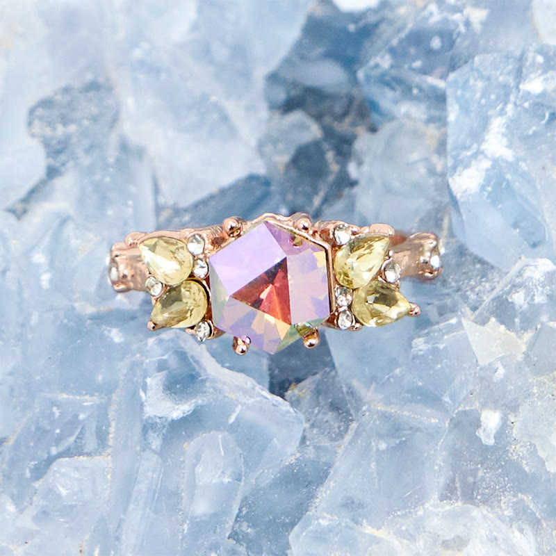 Bague péridot alexandrite à coupe hexagonale Olivenorma