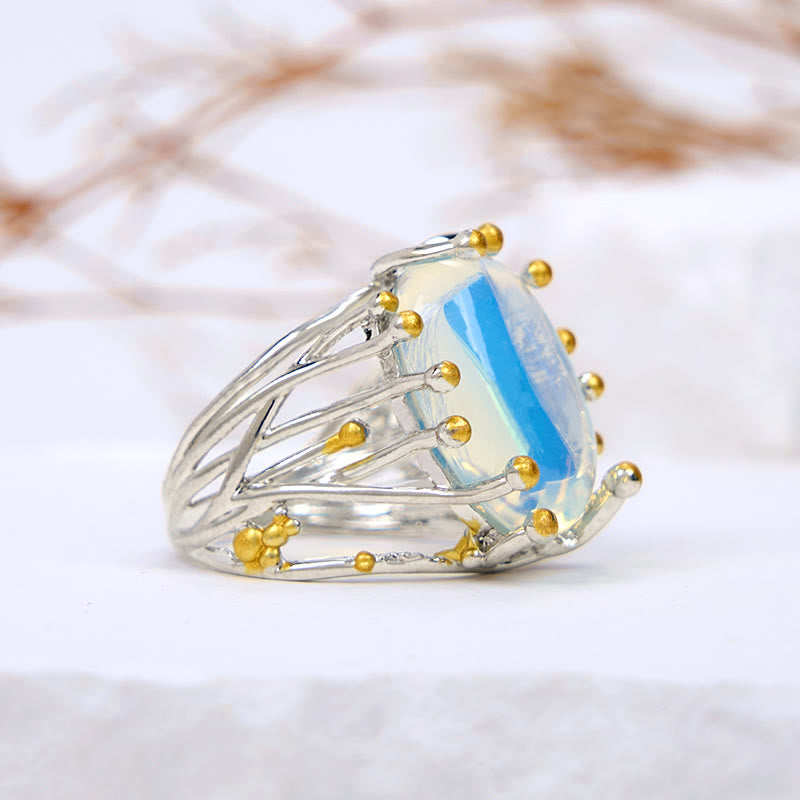 Bague Olivenorma en forme de branche de vigne ovale avec opalite de grande taille