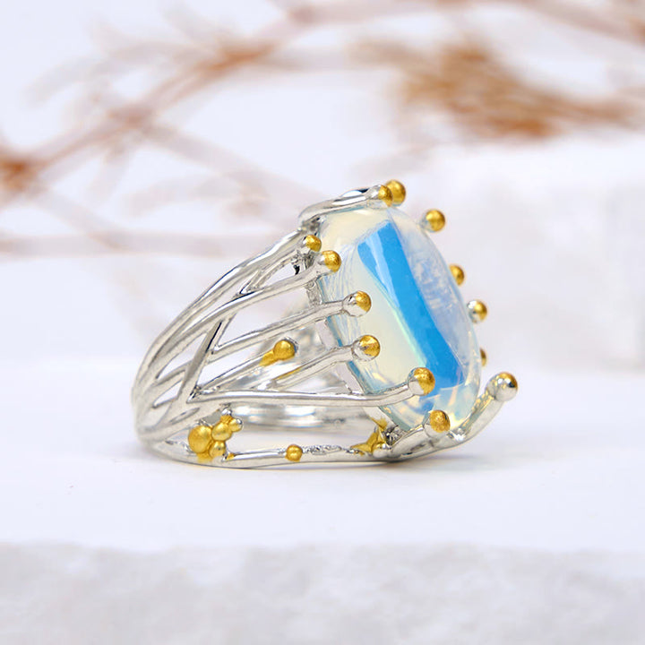 Bague Olivenorma en forme de branche de vigne ovale avec opalite de grande taille