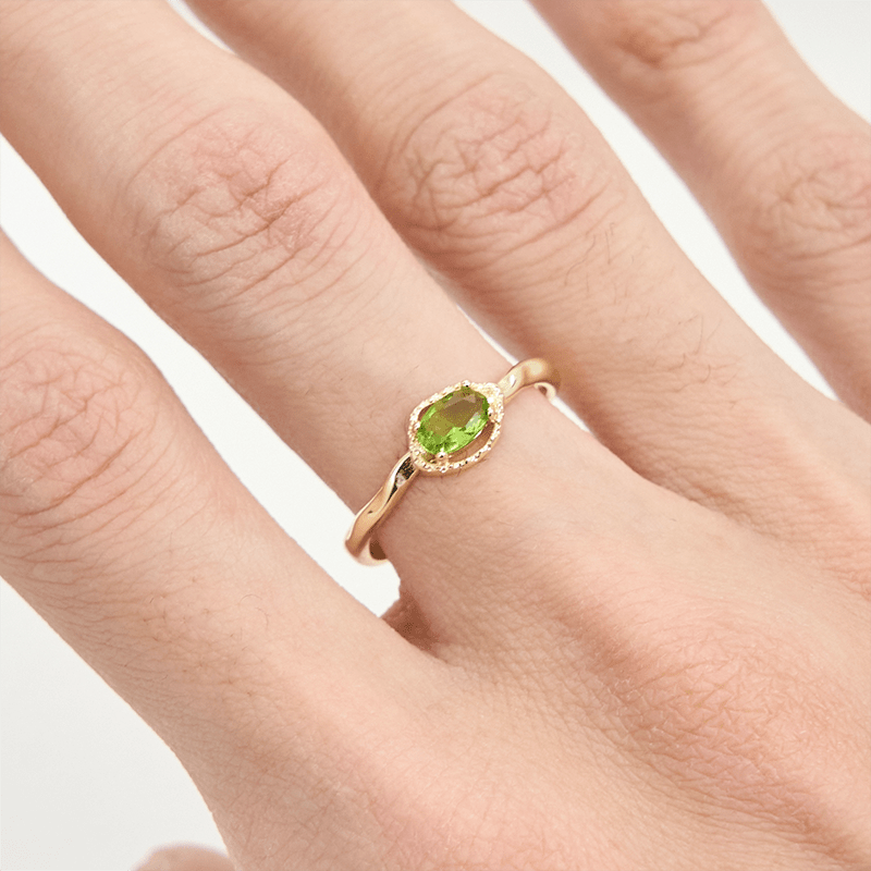 Bague simple irrégulière en plaqué or S925 avec péridot Olivenorma