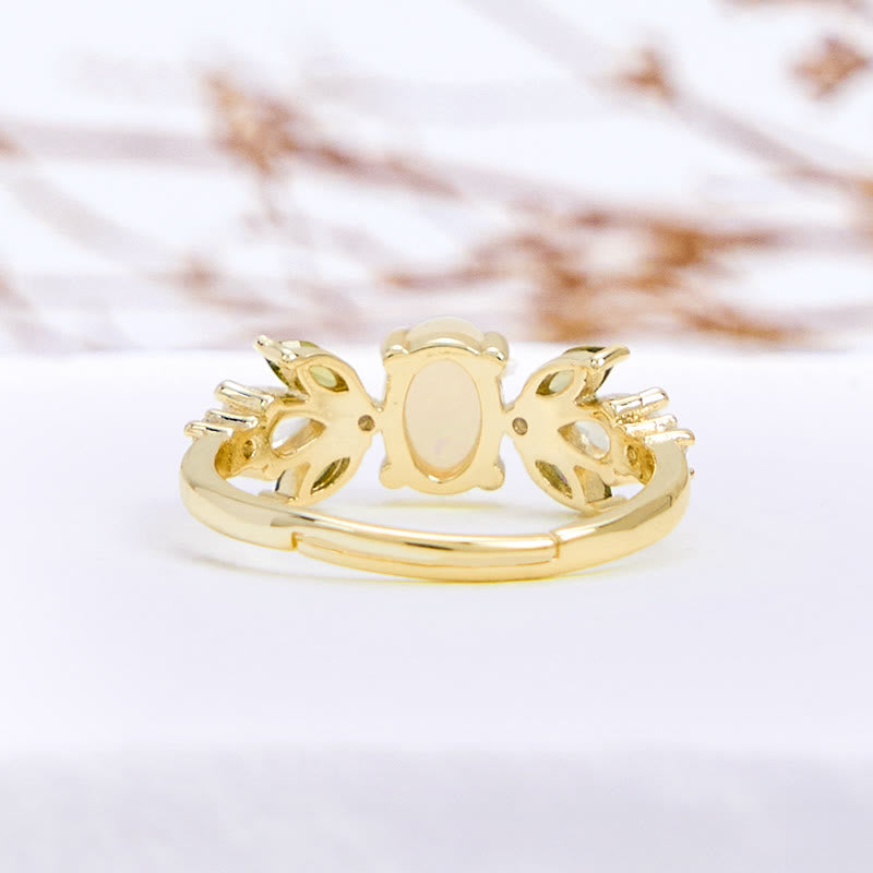 Bague Olivenorma délicate en feuille d'opale et péridot zircon