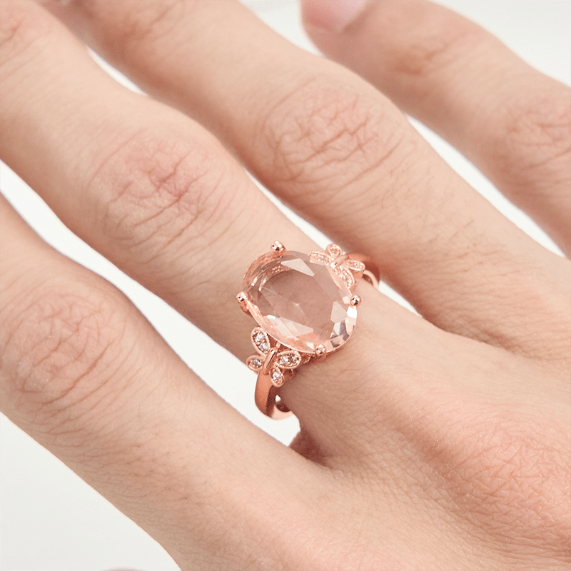 Bague papillon ovale en pierre de soleil de grande taille Olivenorma