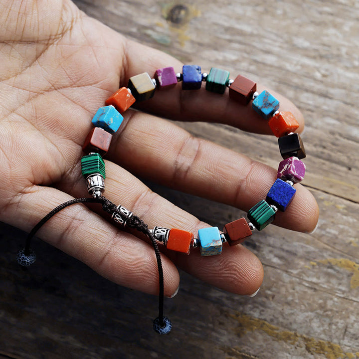 Bracelet en perles de pierre naturelle à coupe carrée Olivenorma