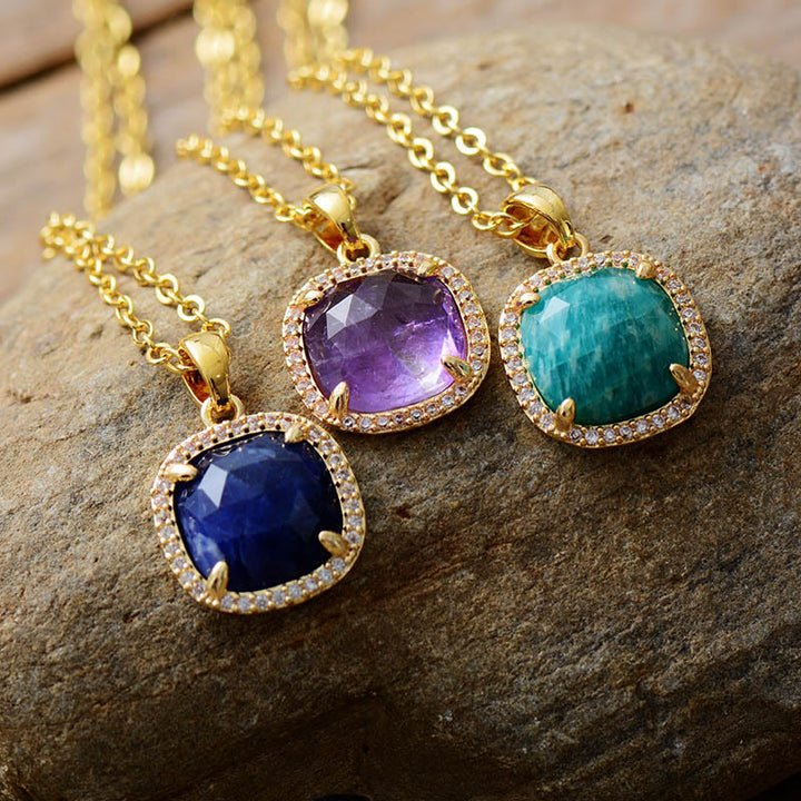 Collier avec pendentif en pierre naturelle à coupe carrée Olivenorma