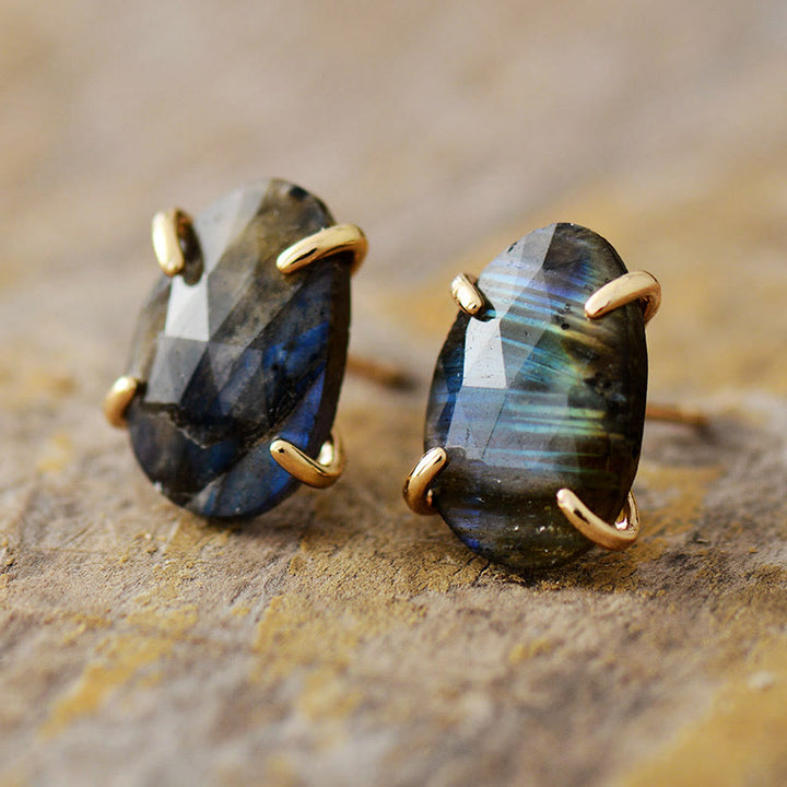 Boucles d'oreilles clous en labradorite à section irrégulière Olivenorma