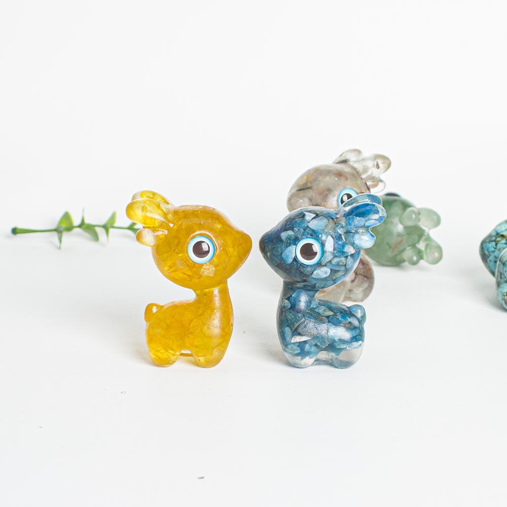 Décoration en pierre précieuse en forme de faon mignon en époxy avec gravier en cristal Olivenorma
