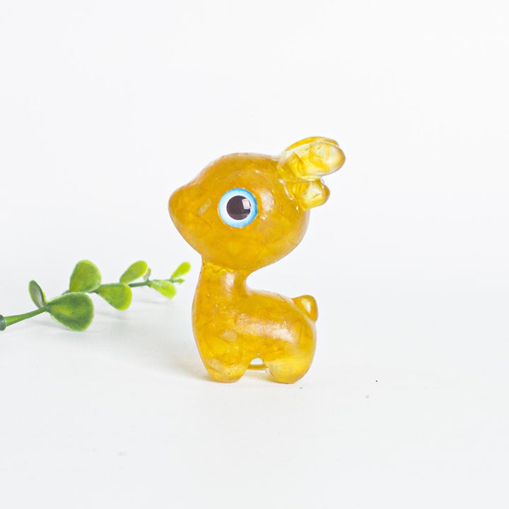 Décoration en pierre précieuse en forme de faon mignon en époxy avec gravier en cristal Olivenorma