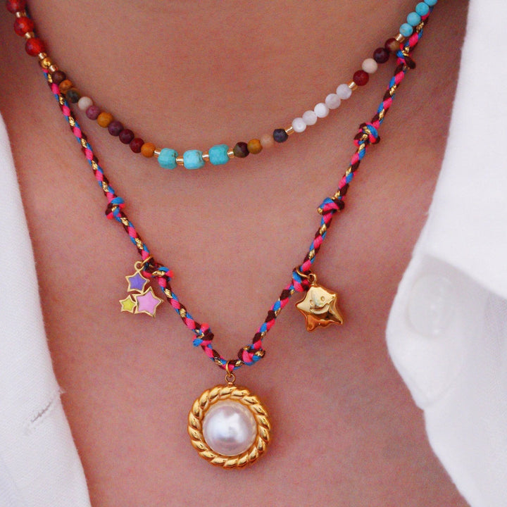 Collier pendentif en pierre naturelle tressée colorée Olivenorma