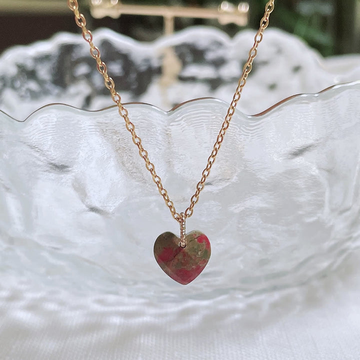 Collier en acier titane et cristal naturel Olivenorma