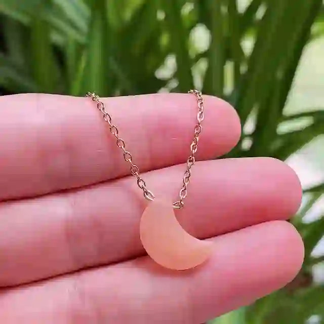 Collier Olivenorma en acier inoxydable avec cristal naturel taillé en lune