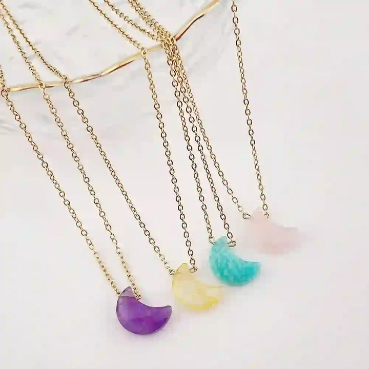 Collier Olivenorma en acier inoxydable avec cristal naturel taillé en lune