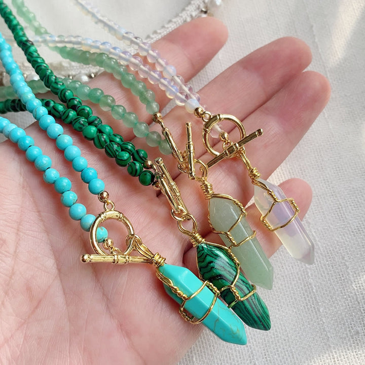 Collier de perles en pierre naturelle avec pendentif colonne hexagonale Olivenorma