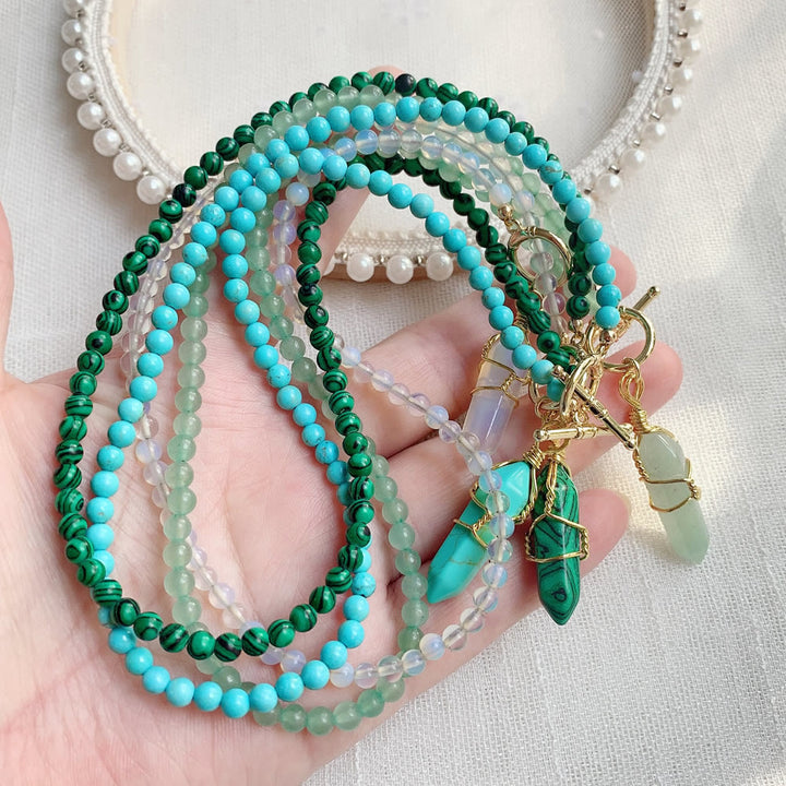 Collier de perles en pierre naturelle avec pendentif colonne hexagonale Olivenorma