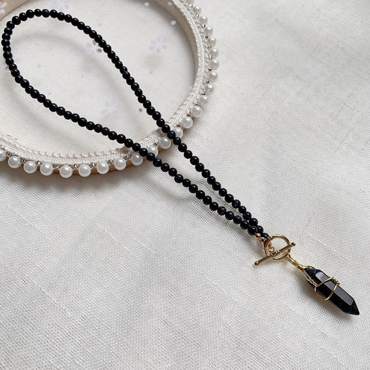 Collier de perles en pierre naturelle avec pendentif colonne hexagonale Olivenorma