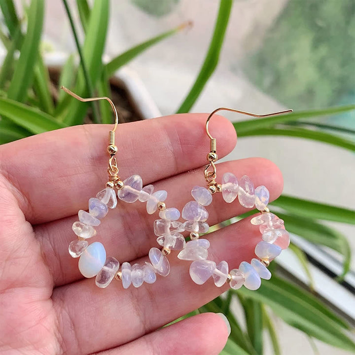 Boucles d'oreilles créoles en cristal naturel concassé Olivenorma