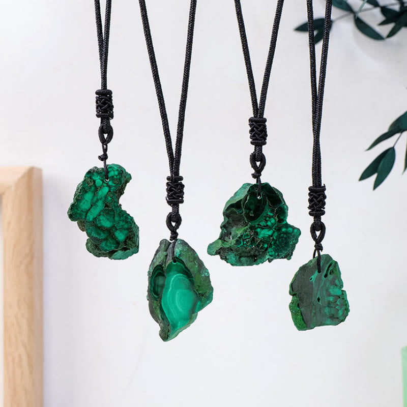 Collier pendentif en malachite naturelle irrégulière Olivenorma