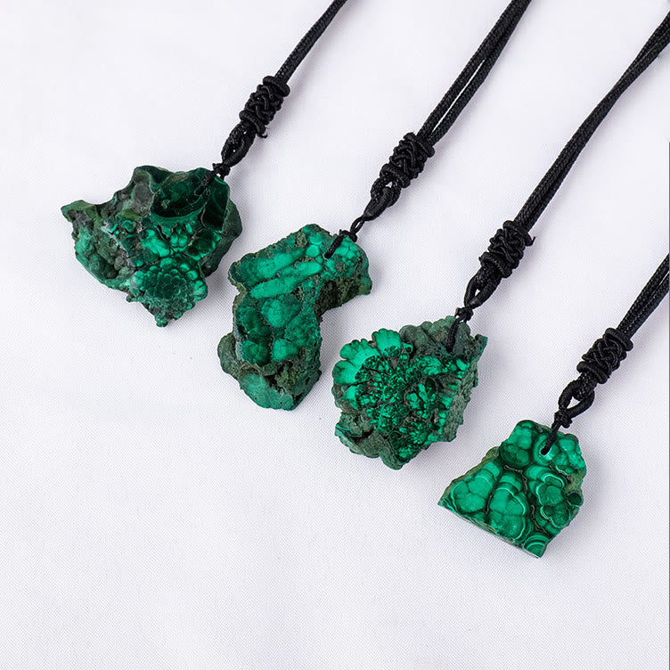 Collier pendentif en malachite naturelle irrégulière Olivenorma