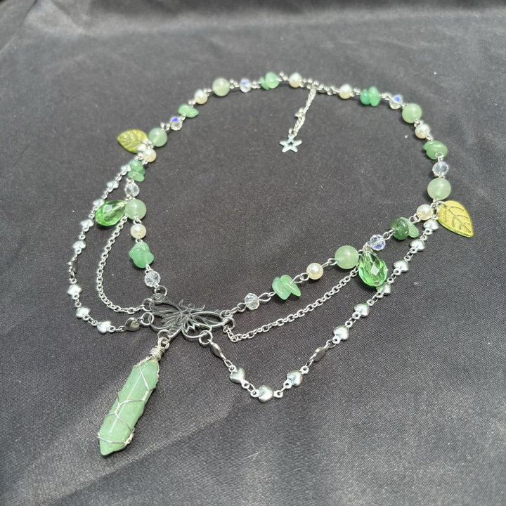 Collier ras du cou superposé avec pendentif papillon en aventurine verte Olivenorma