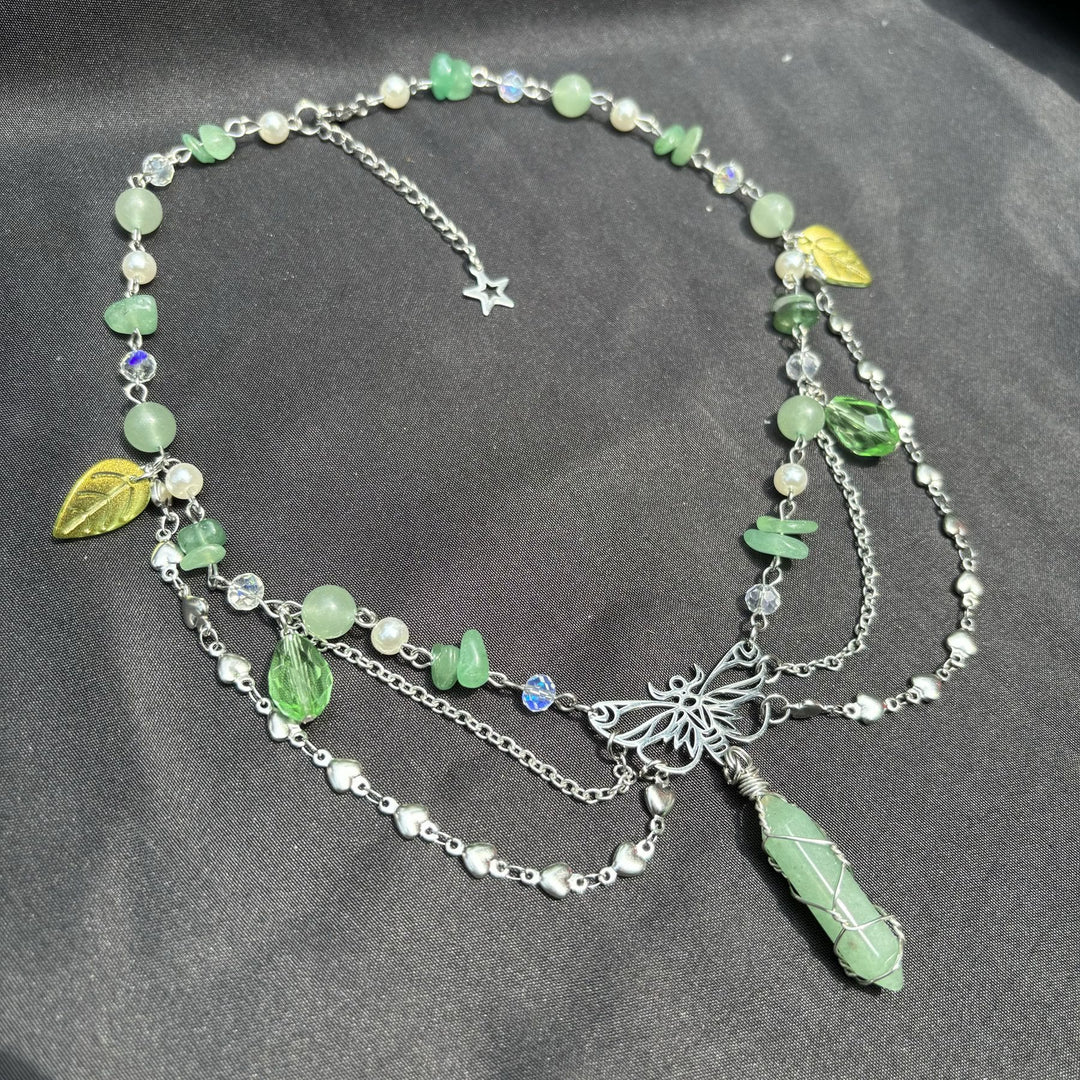 Collier ras du cou superposé avec pendentif papillon en aventurine verte Olivenorma