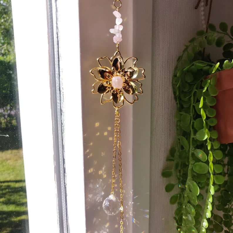 Pendentif attrape-soleil en gravier naturel avec lotus Olivenorma