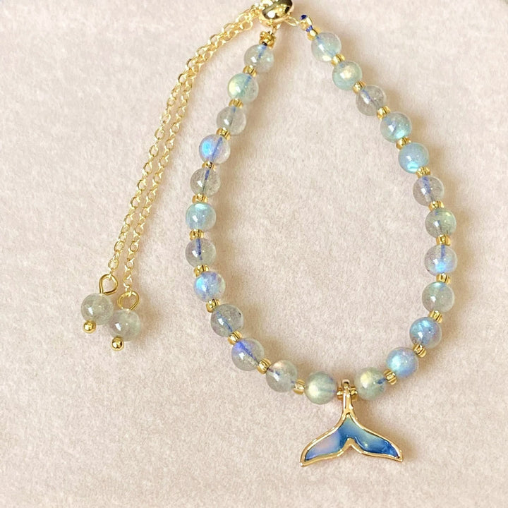 Bracelet pendentif queue de baleine en perles de labradorite naturelle Olivenorma