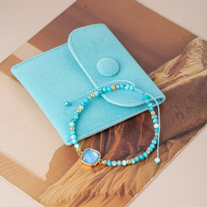 Bracelet pendentif en opale colorée et perles de cristal naturel Olivenorma