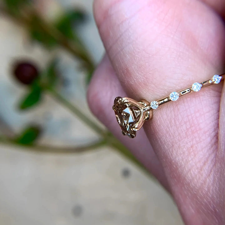 Bague délicate en quartz fumé taille ovale Olivenorma