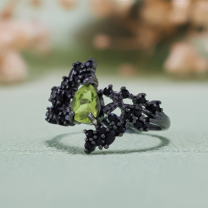 Bague Olivenorma en obsidienne et péridot taille poire