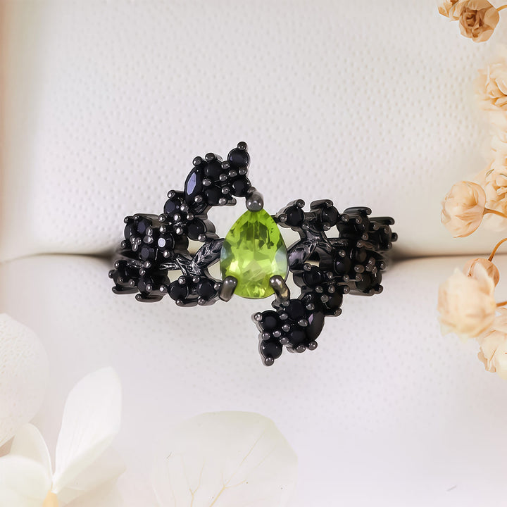 Bague Olivenorma en obsidienne et péridot taille poire