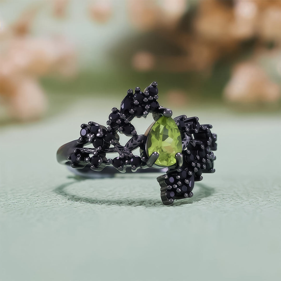Bague Olivenorma en obsidienne et péridot taille poire