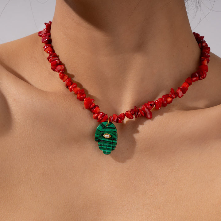 Collier pendentif Hamsa en perles de cristal irrégulières Olivenorma