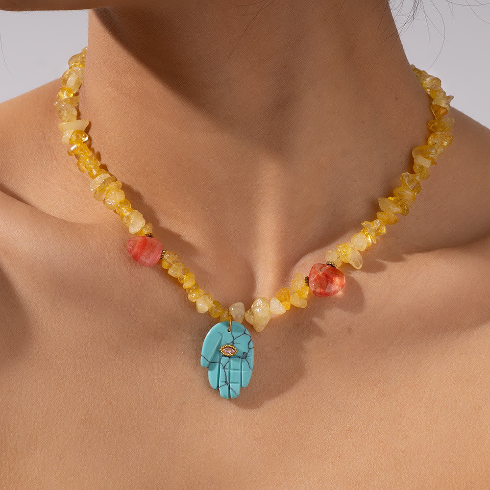 Collier pendentif Hamsa en perles de cristal irrégulières Olivenorma