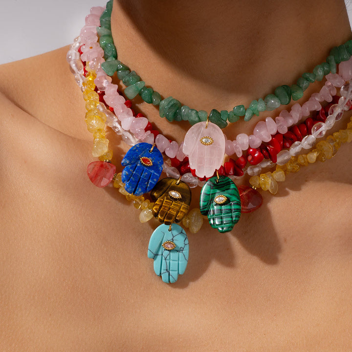 Collier pendentif Hamsa en perles de cristal irrégulières Olivenorma