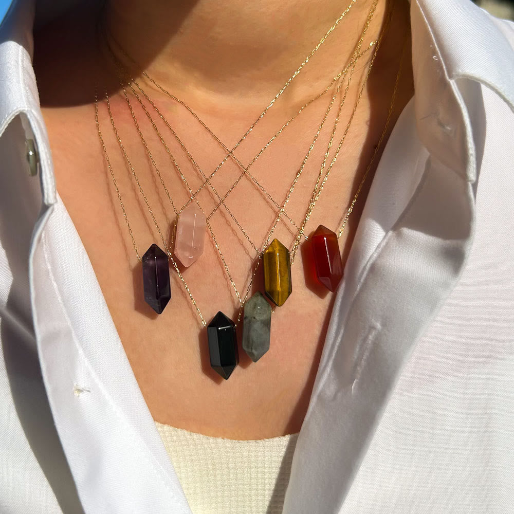 Collier en acier titane avec pendentif double pointe en cristal Olivenorma