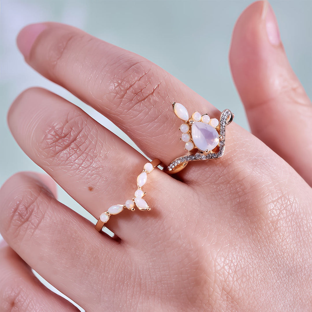 Bague couronne en calcédoine blanche taille poire Olivenorma