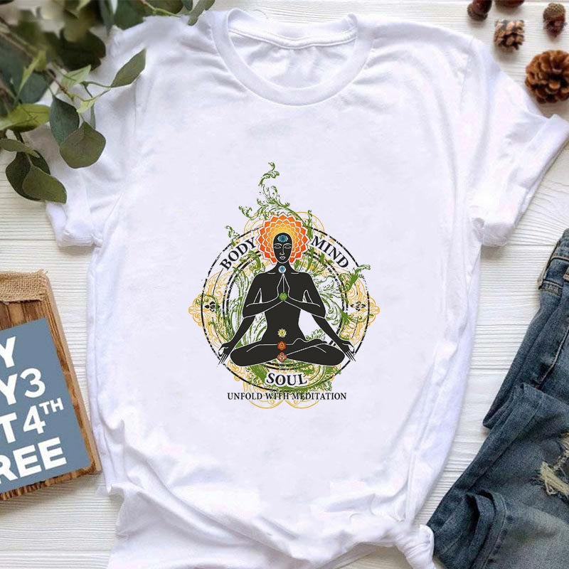 T-shirt imprimé OM avec Bouddha et méditation contre le mauvais œil Olivenorma