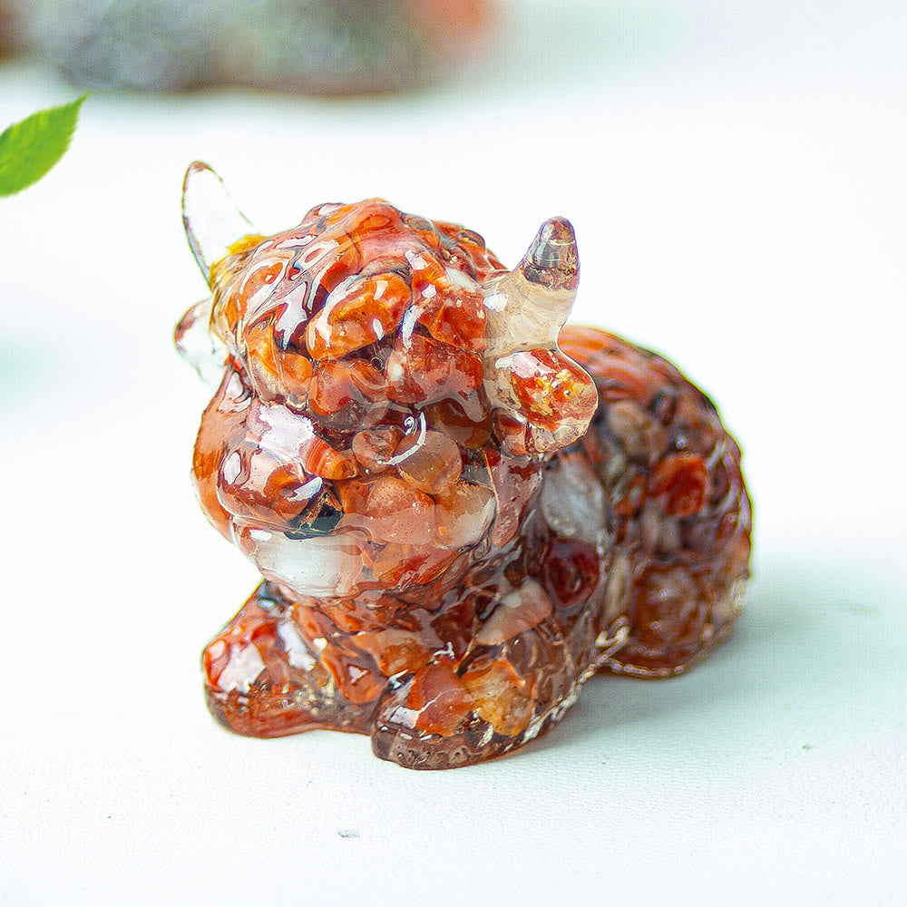 Décoration en pierre précieuse en cristal époxy Olivenorma représentant un bétail des Highlands