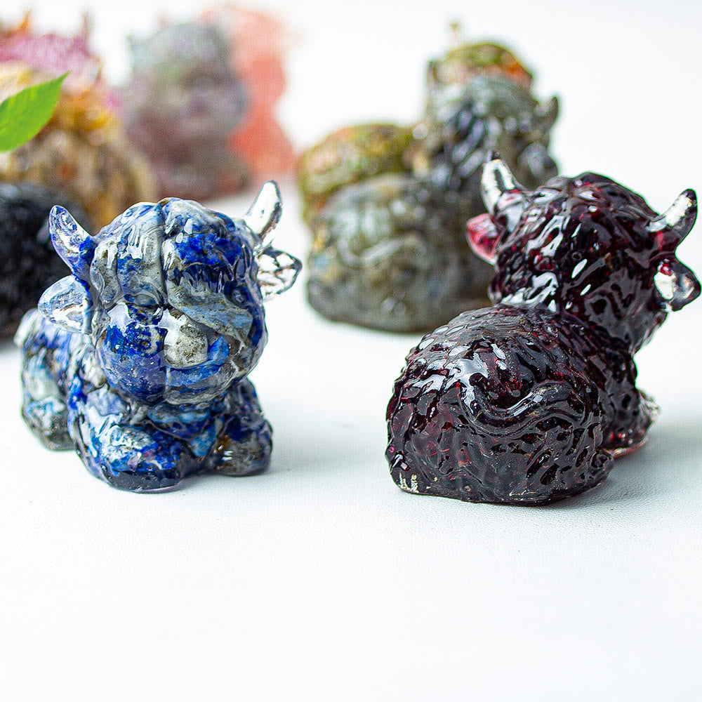 Décoration en pierre précieuse en cristal époxy Olivenorma représentant un bétail des Highlands