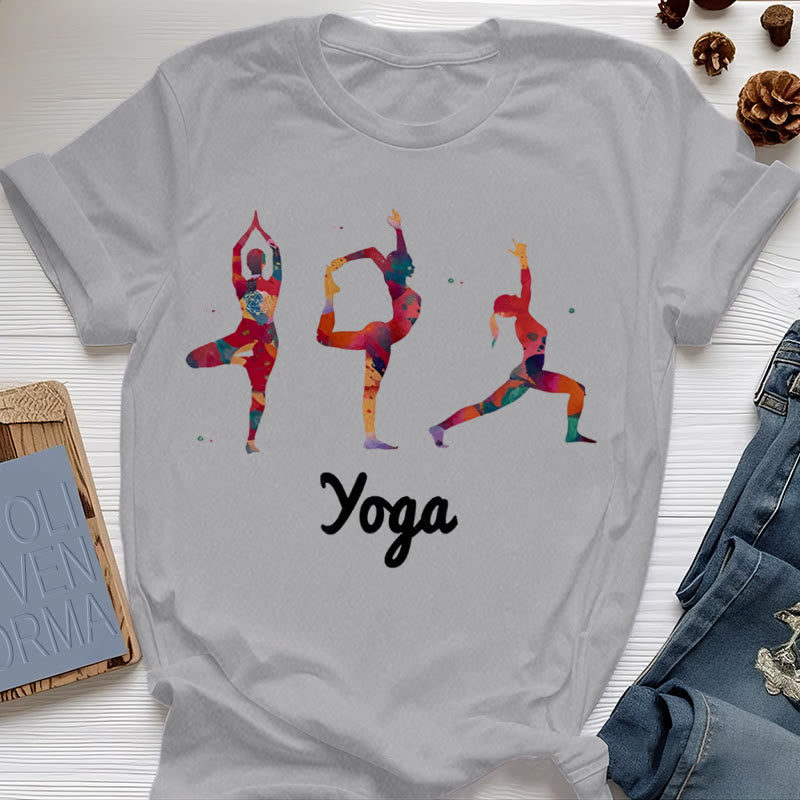T-shirt imprimé coloré pour femme avec postures de yoga Olivenorma