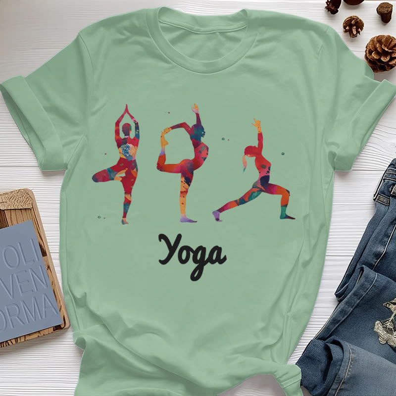T-shirt imprimé coloré pour femme avec postures de yoga Olivenorma