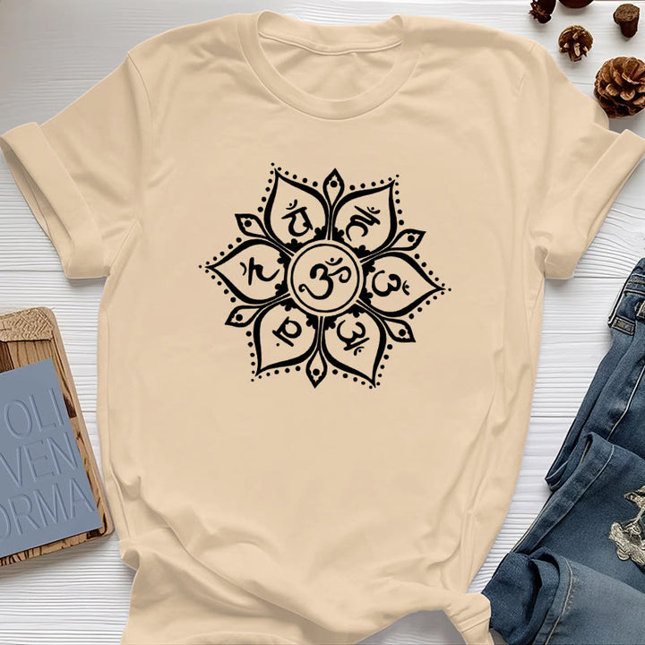 T-shirt Olivenorma avec les sept symboles des chakras
