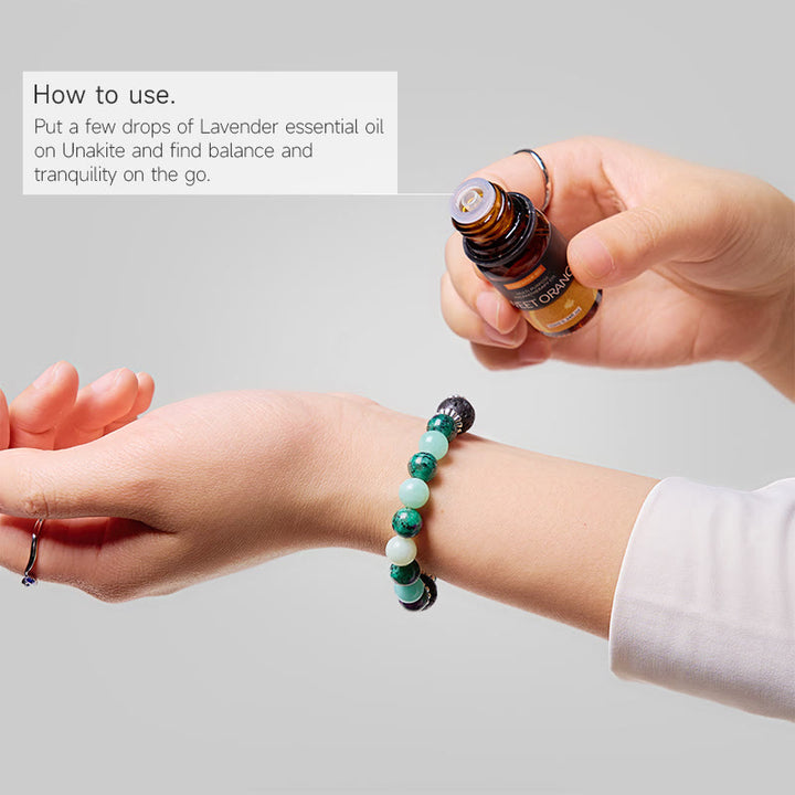Bracelet Olivenorma « Forest Pebbles » aux huiles essentielles et aux pierres précieuses naturelles - image 2