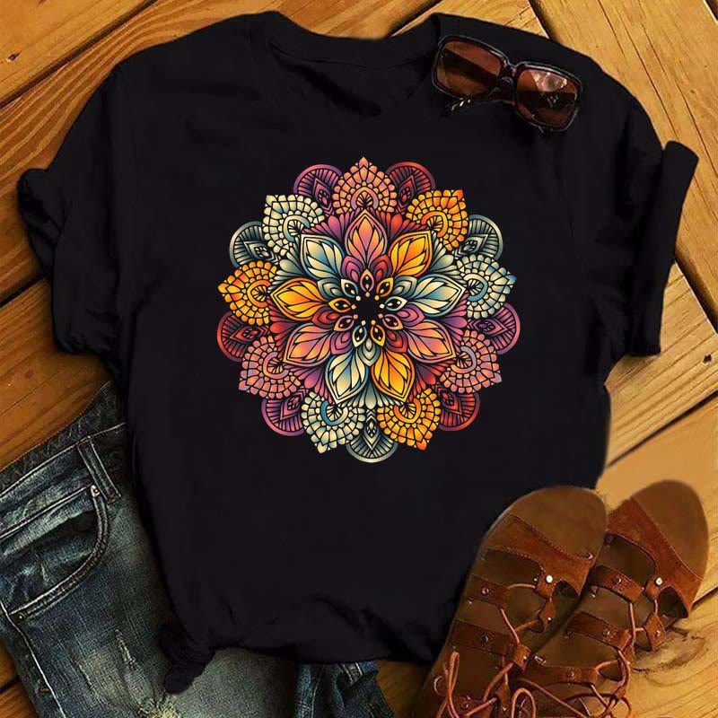 T-shirt noir à imprimé géométrique coloré de lotus Olivenorma