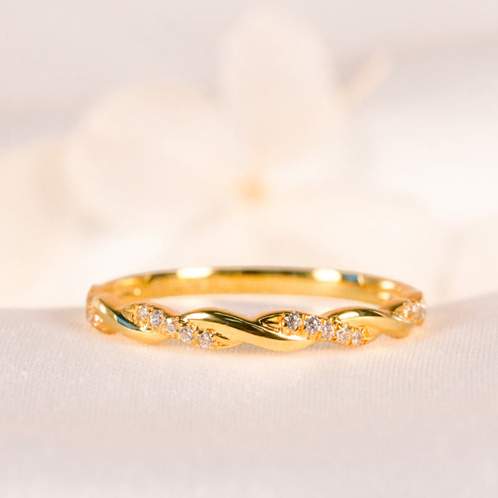 Bague d'amour torsadée Olivenorma « Bound by Grace »