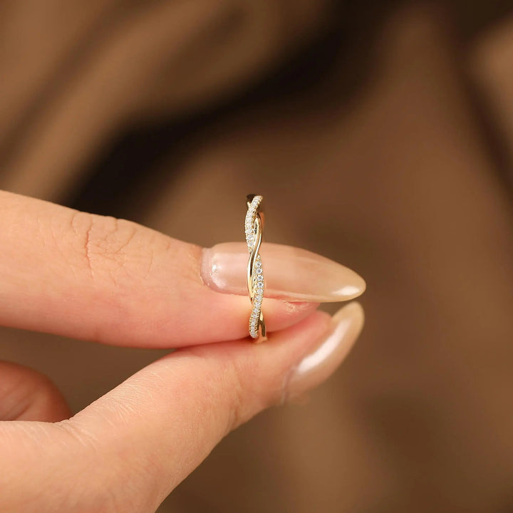 Bague d'amour torsadée Olivenorma « Bound by Grace »