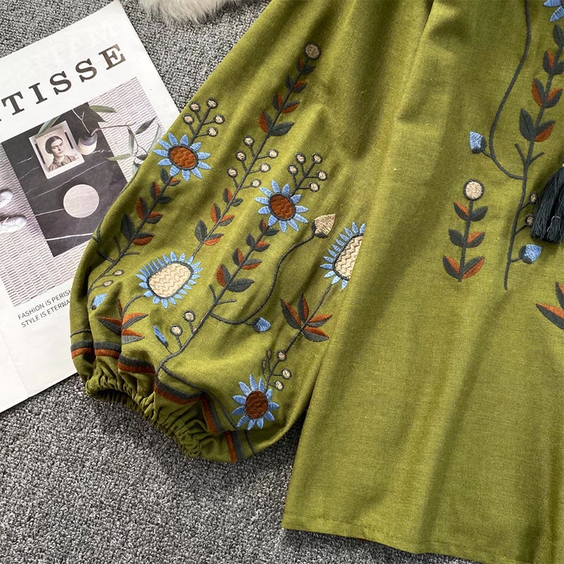 Chemise femme Olivenorma à manches lanternes et broderies florales pastorales